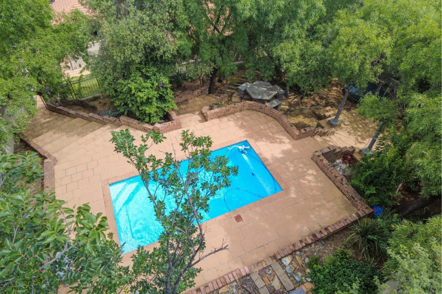 5 Bedroom Property for Sale in Xanadu Eco Park North West